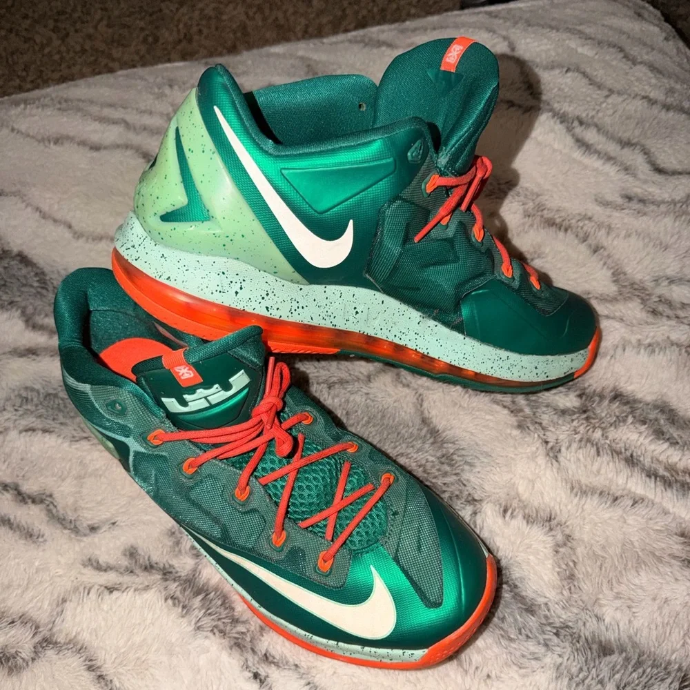 Men's Nike LeBron air max 11 low